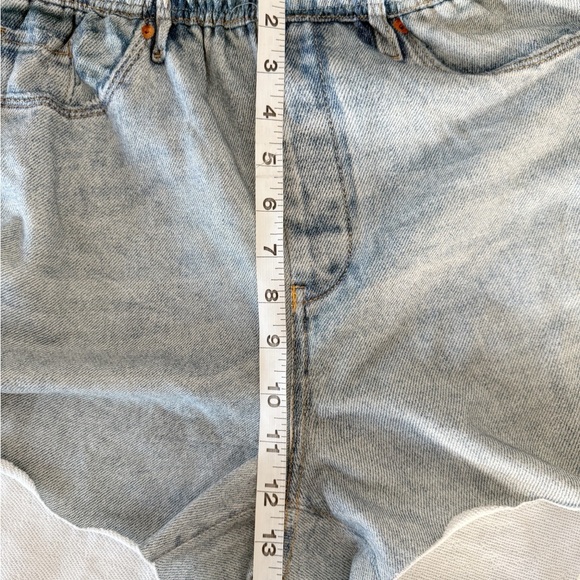 REVOLVE Blank NYC City Scape Printed Denim Look Shorts - Picture 5 of 8